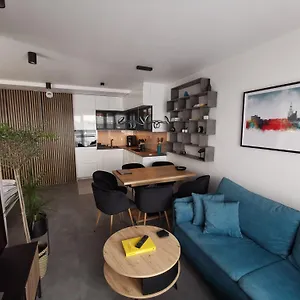 Smart Grunwaldzka 240 , Poznań Polska