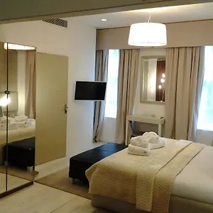 https://rez-apart-hotel.brighton-hotels-england.com